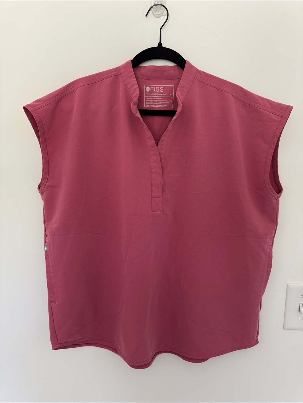 FIGS Women's Rose Tunic Scrub Top - Size M